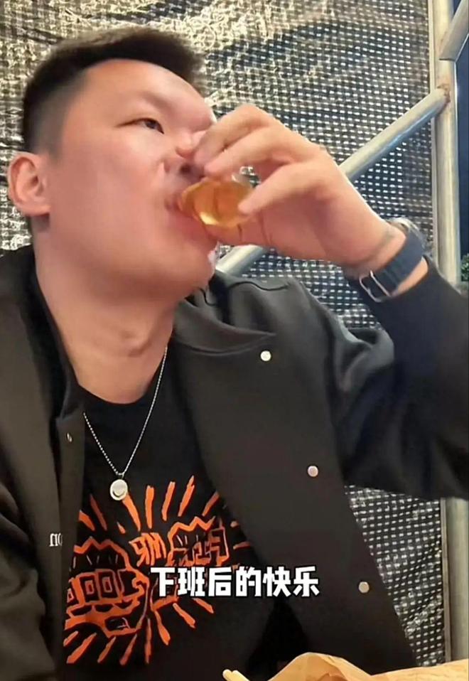 朱8还快乐吗？广东男篮大厦将倾，3大内线或离队，主控深陷丑闻