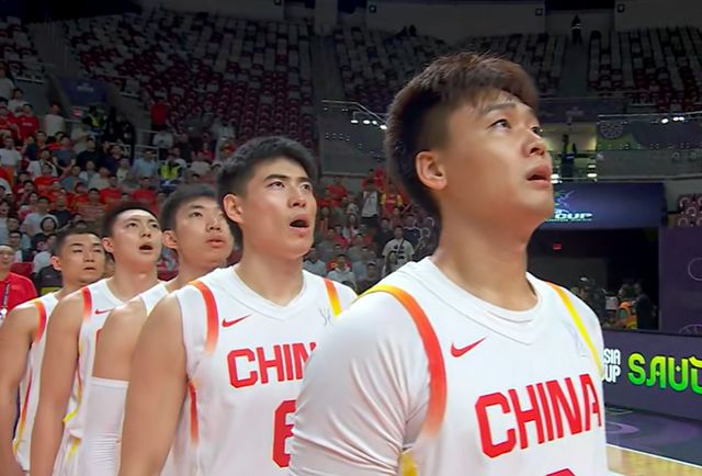 中国男篮大胜新西兰进决赛，产生6个意料之外，郭士强+胡明轩上榜