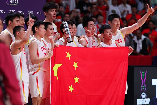 郭士强表态自古英雄出少年！中国男篮超额完成任务 决赛期待奇迹