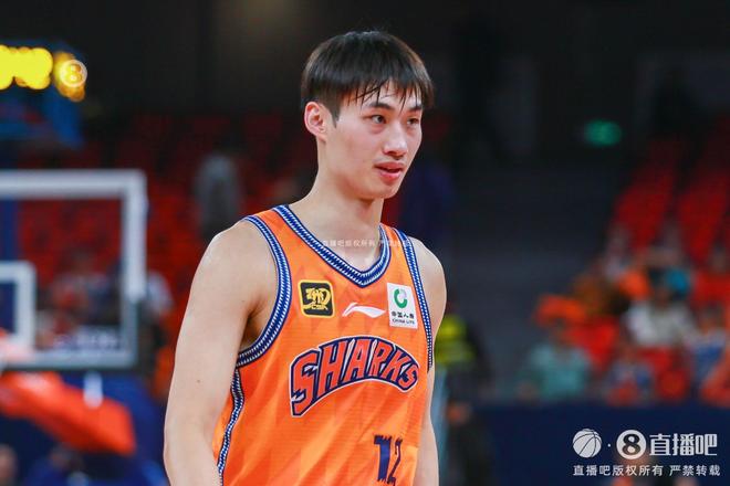 媒体人：戴昊将在未来两个赛季被上海男篮租借至宁波队