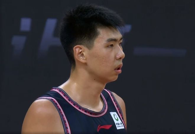 媒体人：CBA多支球队希望引进徐昕，广东队有意交换张镇麟