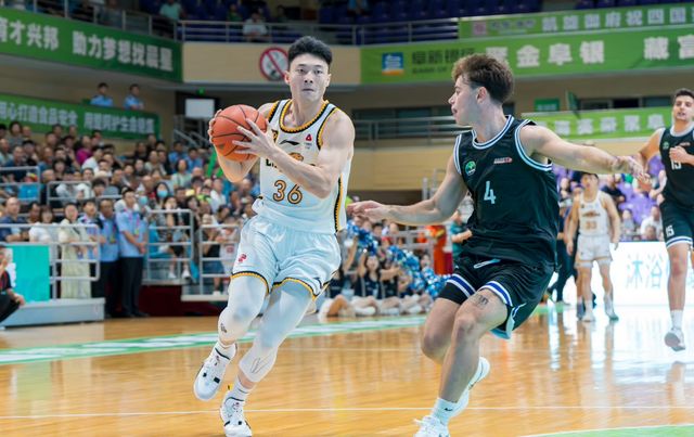 辽宁男篮29分大胜！国字号中锋首秀，姜宇星2分，付豪大爆发