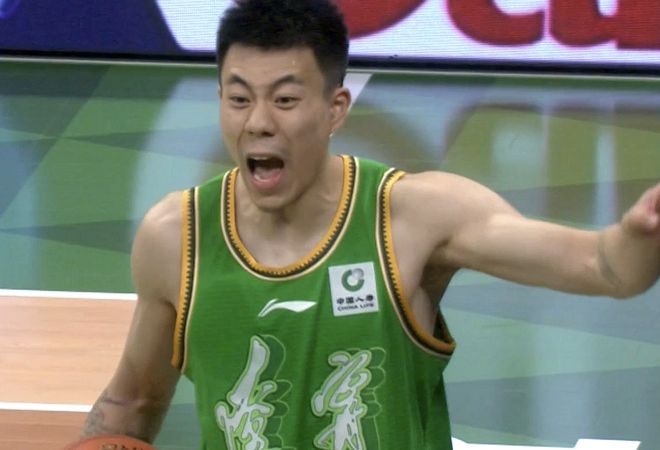 广东想拿徐昕换张镇麟引热议！网友怒喷朱杜做梦：胡明轩都换不到