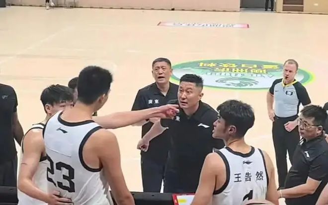 1个玻璃人让广东送出2个好苗子？有徐昕先例，他俩离队或求之不得