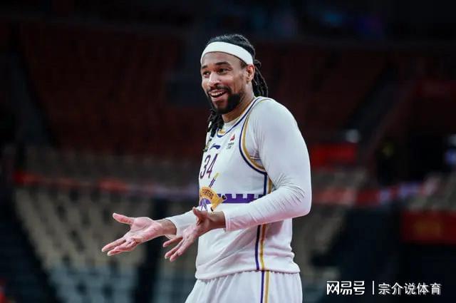 直接起飞，广东队重大喜讯，超级外援正式加入，辽宁队被无情拒绝