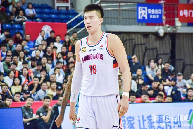 媒体人：交易难点在于球员意愿 焦泊乔想要大平台 徐昕想离开广东