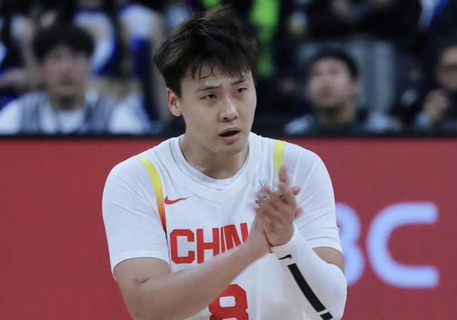 新疆日报：赵睿向新疆男篮明确表达转会意向，巨额转会费创CBA历史纪录