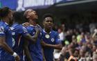 从0-1到2-0！英超主裁再惹争议，角球大队登顶，6000万神锋破门！