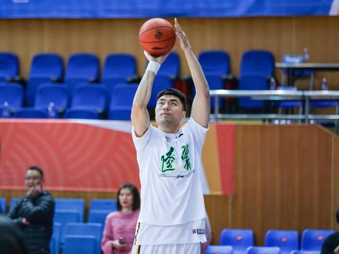 李晓旭将开启在辽宁男篮的第21个赛季 出战19个赛季&4夺总冠军
