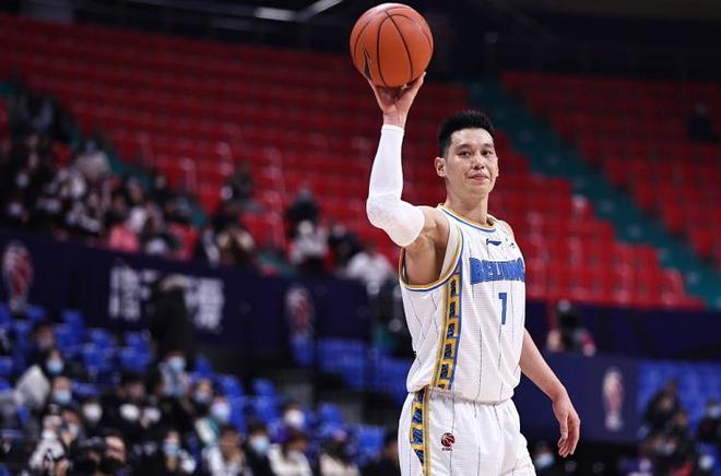 重要篇章！林书豪CBA生涯回顾：69场 场均17.8分4.7板4.9助1.6断