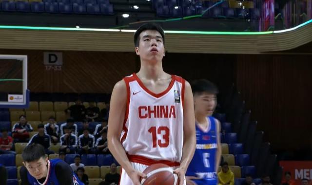U16亚洲杯中国狂胜东道主58分！全队28断 张懿赵杰27+6+5+4断