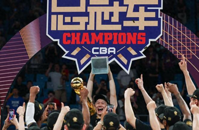 曝NBA级得分王空降广东！杜锋16人大名单出炉，能和北京上海争冠
