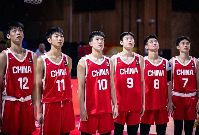 输27分！中国男篮无缘冠军，崩盘原因曝光，1个月遭澳大利亚双杀
