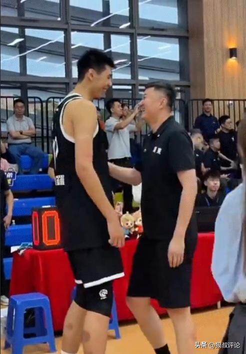 冰释前嫌！广东和广州完成交易后，杜锋徐昕首次公开碰面相谈甚欢