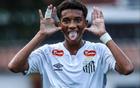 英媒体：罗比尼奥17岁儿子，解约金4300万英镑，切尔西利物浦争抢