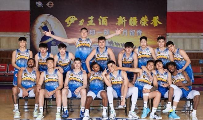 夺冠无望！CBA土豪俱乐部被伤病击垮，豪华阵容太可惜