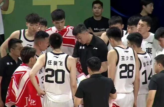 广东91-93惜败，徐杰19分贺西宁25分，焦伯乔13分张昊致命失误