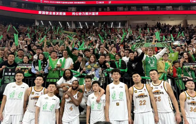曝辽篮接触NBA级神锋！杨鸣欲建顶级双塔冲冠，新赛季6队争霸