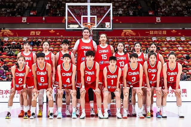 20次失誤居然大勝！中國女籃仍需要總結(jié)，楊舒予轟25分成大功臣
