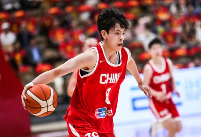 热身赛：中国女篮逆转尤文图特开门红 杨舒予25分韩旭15分