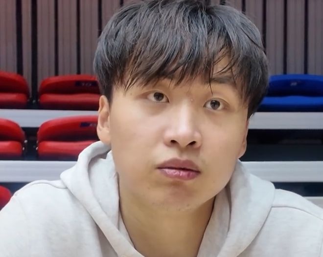 齐麟休赛季专访：训练奠定投篮稳定性，作为老将会帮助小将与球队