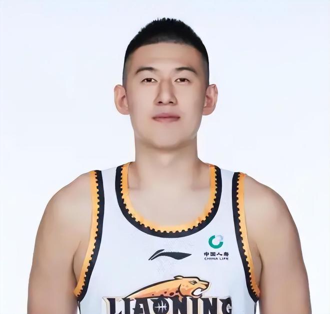 辽宁险胜北控！付豪21分进关键球，另3人上双，赵继伟上场恢复！