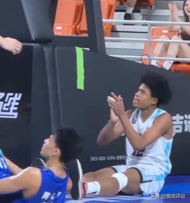 参与辽鲁U21打群架口嗨“聪明不受伤”：山东小将彭泓森解禁复出