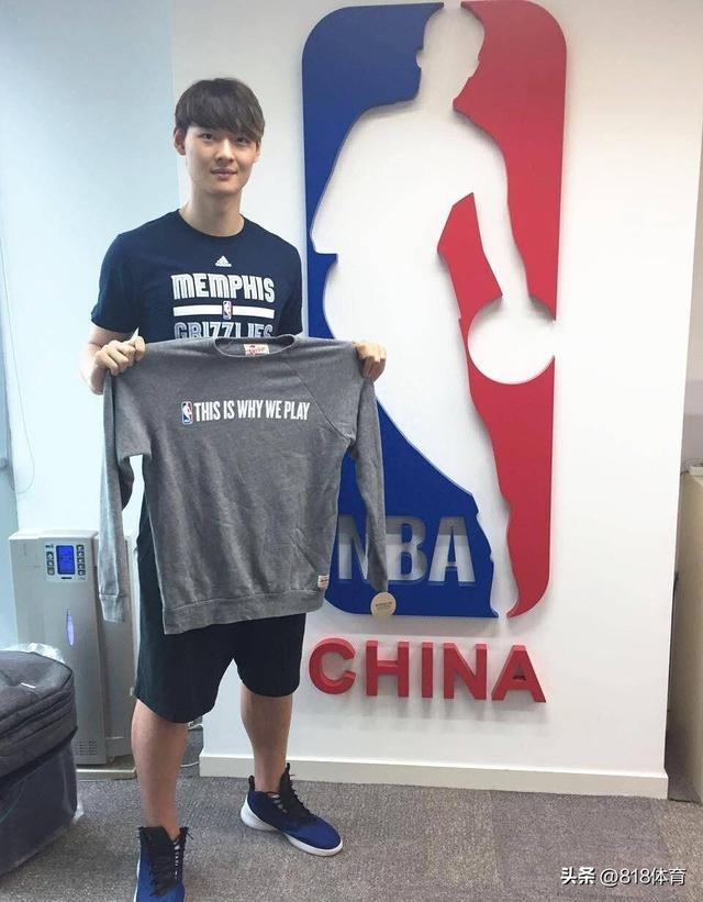 王哲林:16年被灰熊选中时我的腿受伤 在美国康复一年多错过了机会