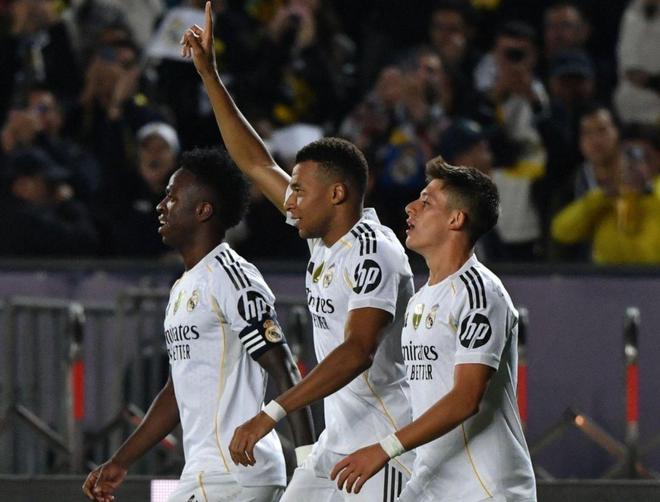 1-0！5-0！5-1！欧冠疯狂一夜：皇马拜仁狂虐弱旅 利物浦吞2连败