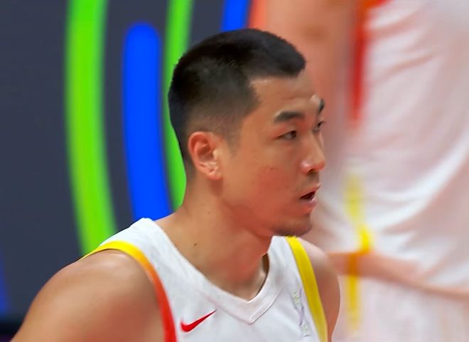 万万没想到！高诗岩与程帅澎打架，好在被队友拉开