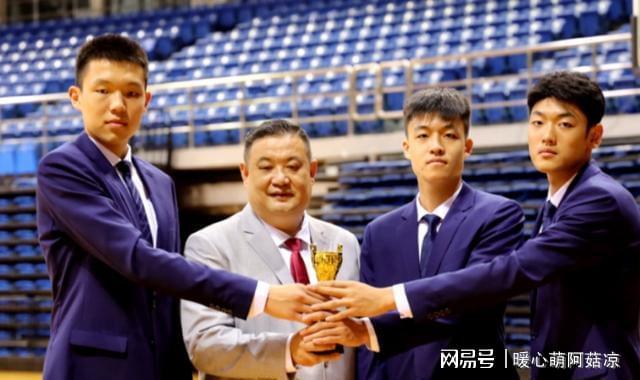 中秋之夜篮球界痛失一位传奇：男篮主帅徐长锁因病逝世年仅52岁
