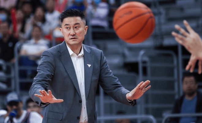 25-26赛季CBA广东男篮首发五虎信息一览