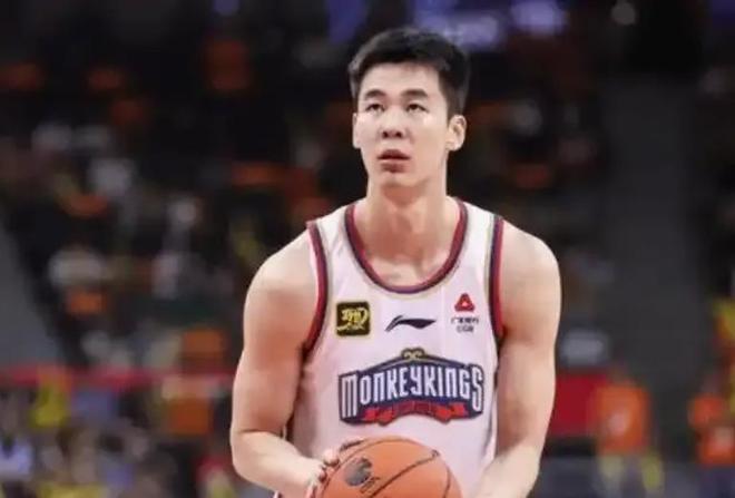 同曦队经理称郭昊文拒绝NBA合同；辽宁队4外援全部确定