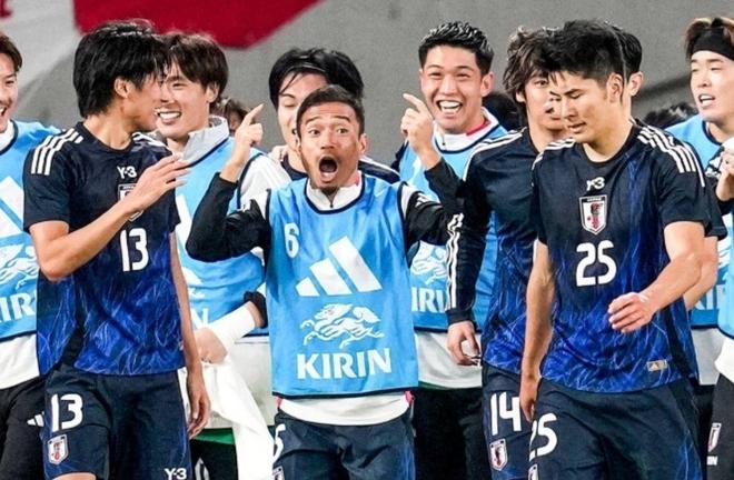 蝴蝶飞过沧海！森保一连克3大欧冠冠军名帅 日本苦熬36年终赢巴西