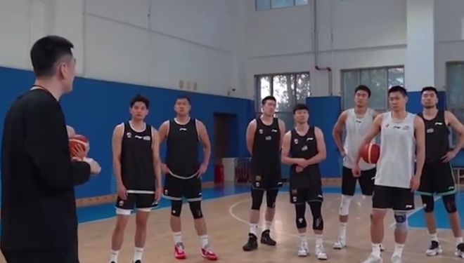 辽宁男篮惊喜不断！将帅4人给球迷吃定心丸， 大韩亮相，决心卫冕
