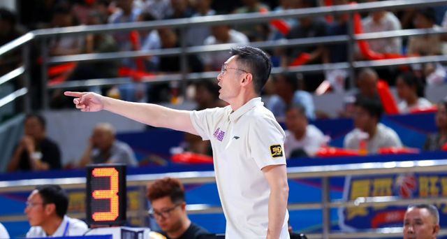 CBA最新消息！新疆男篮裁掉华莱士，崔永熙推迟复出