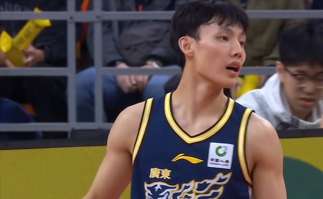 CBA疯狂一夜！徐杰伤退广东复仇同曦，上海力克吉林，浙江爆冷