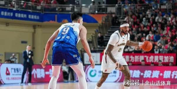 4连败！2国字号得3分，全队末节得4分，媒体人:近3个赛季最烂一战