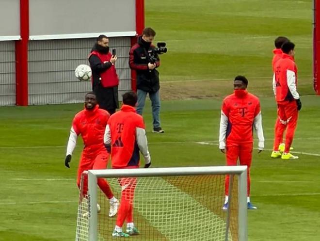 图片报：于帕恢复完整合练应该能踢欧冠；斯塔尼希奇2月复出