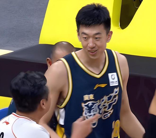 输给上海10分！揪出3个“混子”，坑惨了广东队