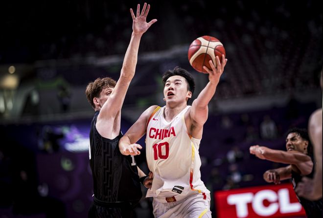 男篮集训曾问过亚洲杯大腿？球迷：把郭士强带到了不属于他的高度