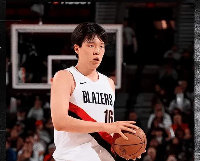 两连胜!哈登20+13+6,小卡30+4,泰伦卢别固执了,科林斯该首发