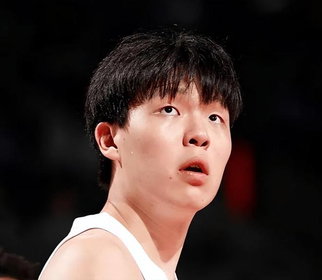 杨瀚森次战2分2帽采访:努力适应常规赛,提防守站位问题!