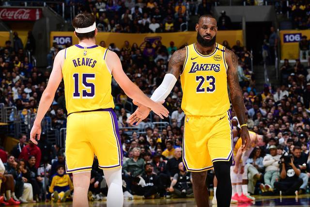里夫斯：训练营里我防不住詹姆斯 这让我怀疑自己能否在NBA打球