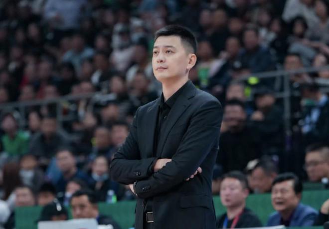 杨鸣：这个系列赛我们没法与广厦抗衡，夏天会做出相应调整