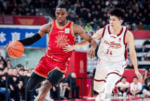 山西赢球！1次防守犯规成转折点，网友: 打韩国就该带他防李贤重