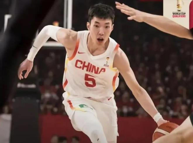 CCTV5直播，男籃對陣中國臺北，郭士強力求連勝，周琦擔任解說