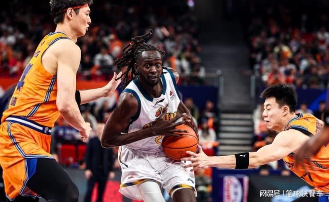 CBA徹底亂套了？遼籃苦主連裁兩名外援：直接擺爛全華班出戰？