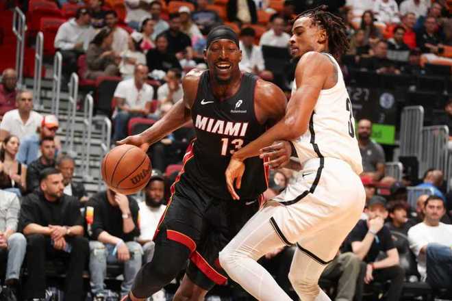 熱火3人20+大勝送籃網9連敗 阿德巴約23+9+6希羅22分