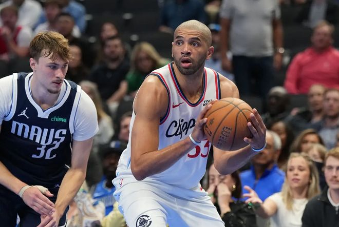 關鍵時刻起到了作用，但快船鋒線老將在常規時間也確實表現不佳？